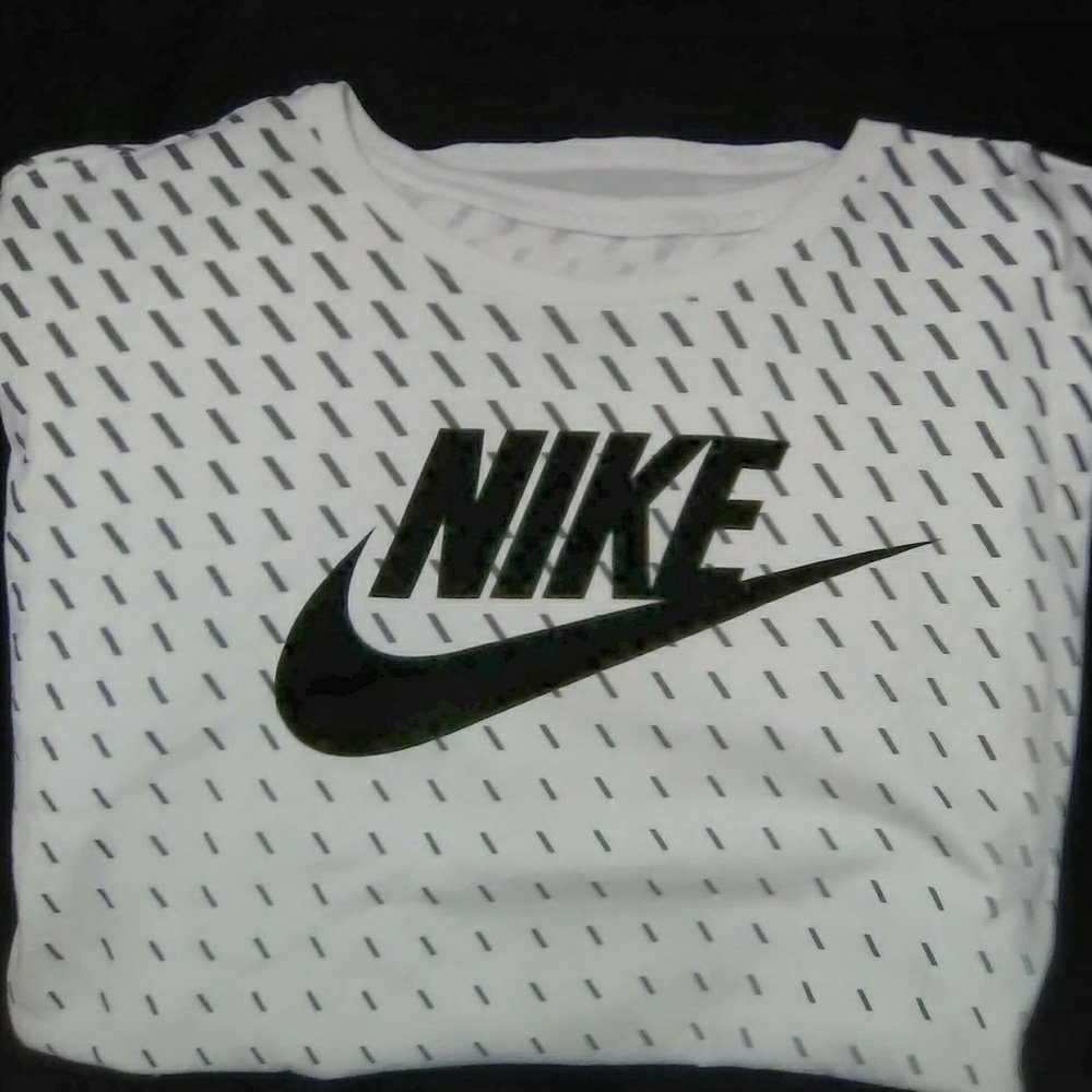 3xl Nike shirt